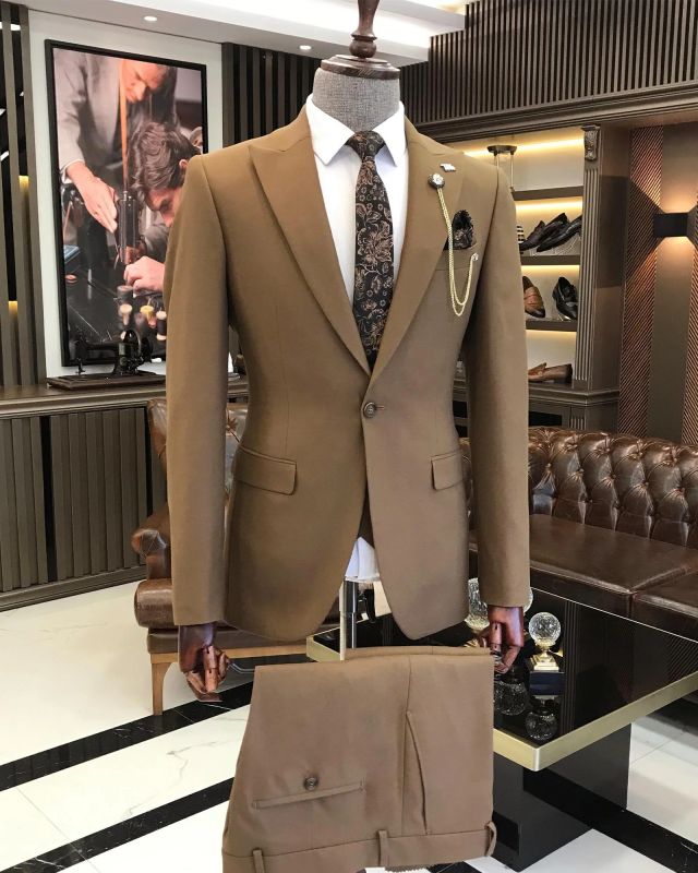 Men's Superior 150's  Three Button Cocoa Vested Suit with Peak Lapel main image 0