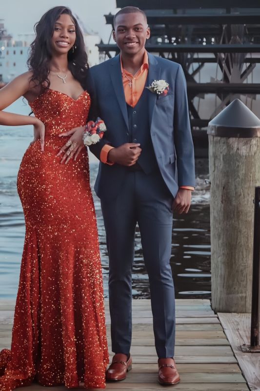 Fab Elegant Dark Blue Notched Lapel Three Pieces Prom Suits