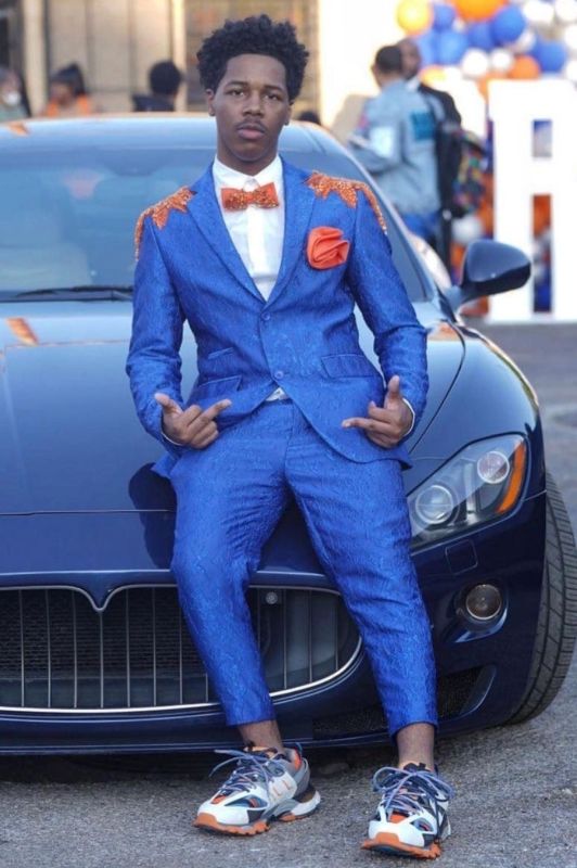 Eric Handsome Slim Blue Notched Lapel Beading Two Pieces Prom Suits
