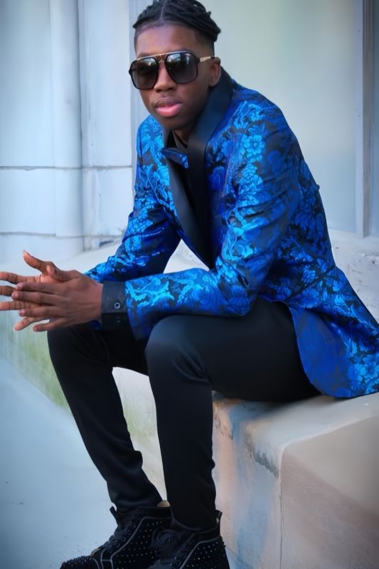 Fancy Bespoke Blue Jacquard Shawl Lapel One Button Two Pieces Prom Suits