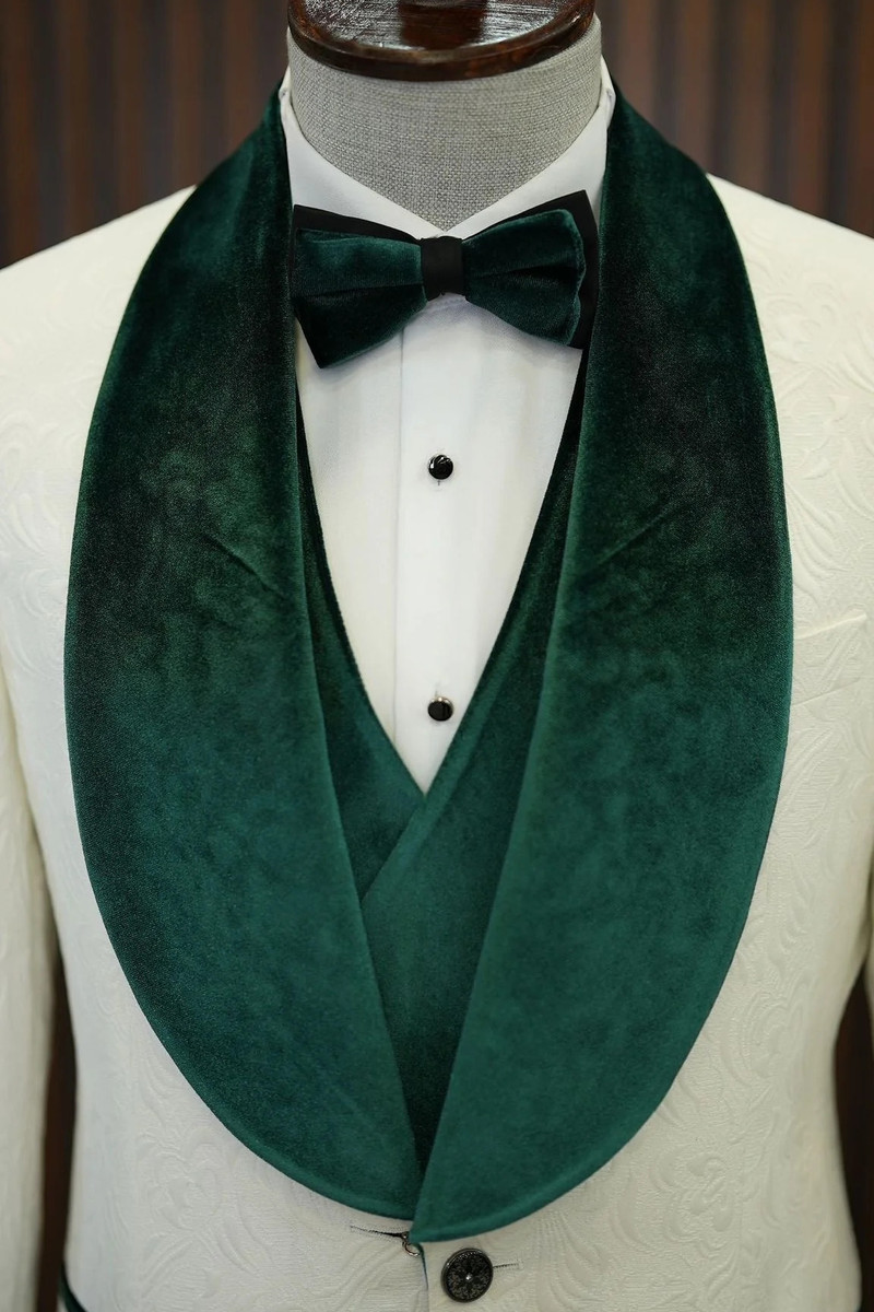 bella Green Velvet Shawl Lapel Jacquard Slim Fit Three-Piece Tuxedo