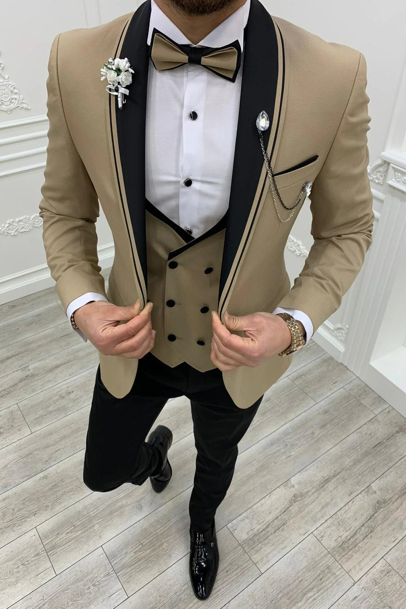Stylish Gold Slim Fit Shawl Lapel Three Piece Tuxedo