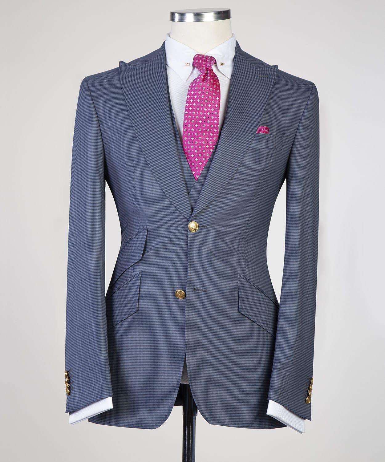 Gray Point Collar Three-Piece Business Suit