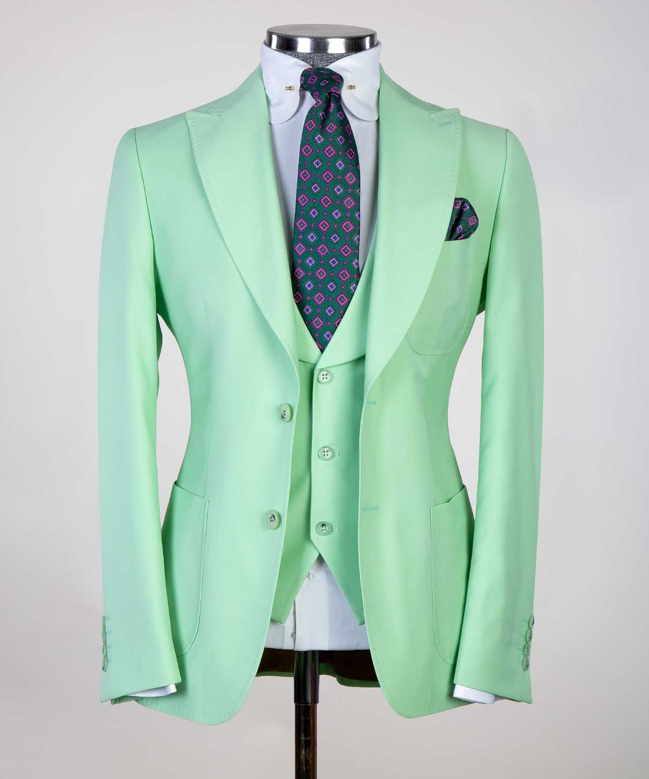 Mint Green Tip Lapel Three Piece Men Business Suit