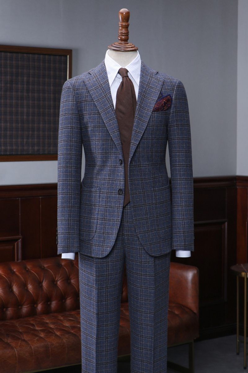 Antoine Formal Navy Plaid Slim Fit Tailored Suit with Notched Lapels