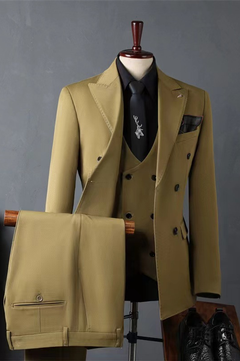Italian Style Camel Lapel Collar Slim Fit Suit Wedding Business Suit with Adjustable Chest Buckle