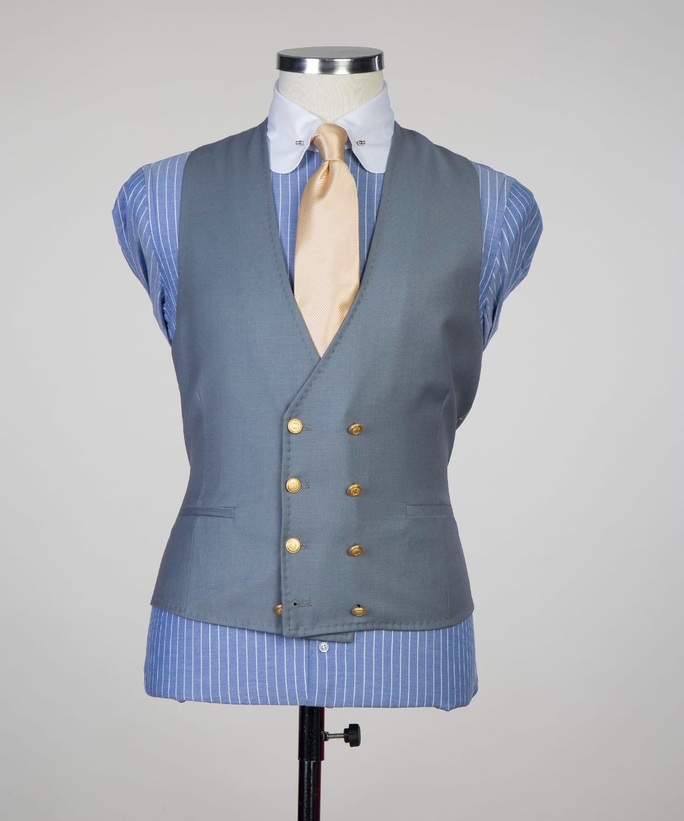 Modern Gray Point Collar Three-Piece Business Suit