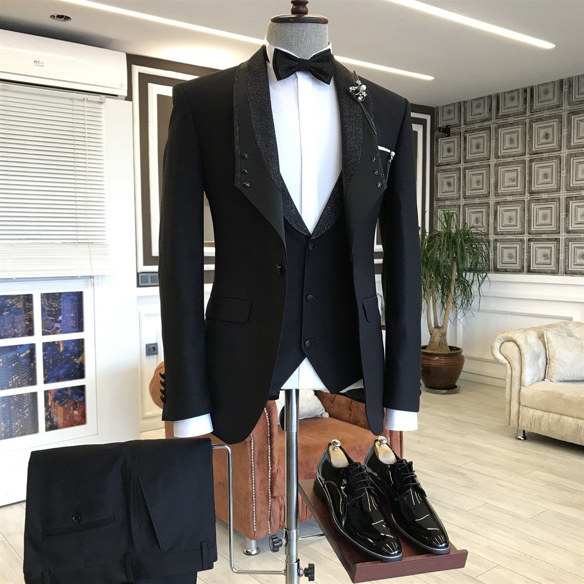 Felix Three-Piece All Black Shawl Lapel One-Button Groom Wedding Suit