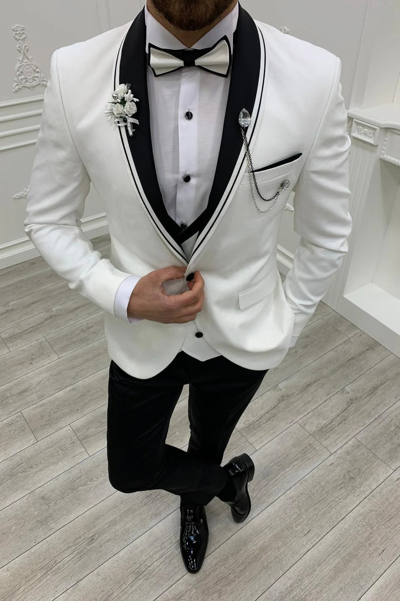 Italian White Slim Fit Shawl Lapel Three-Piece Tuxedo
