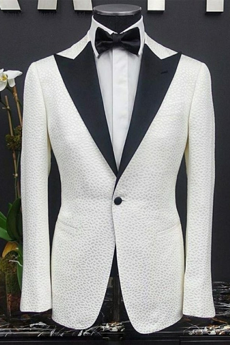 Peyton White Pointed Lapel One-Button Slim Fit Wedding Suit