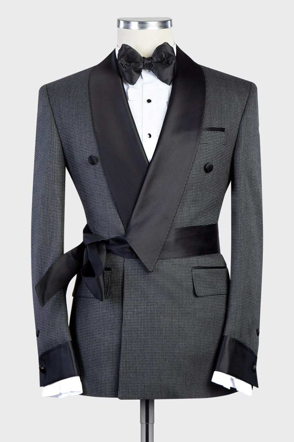 Gray Fashion Two-Piece Tailored Suit with Black Shawl Lapel
