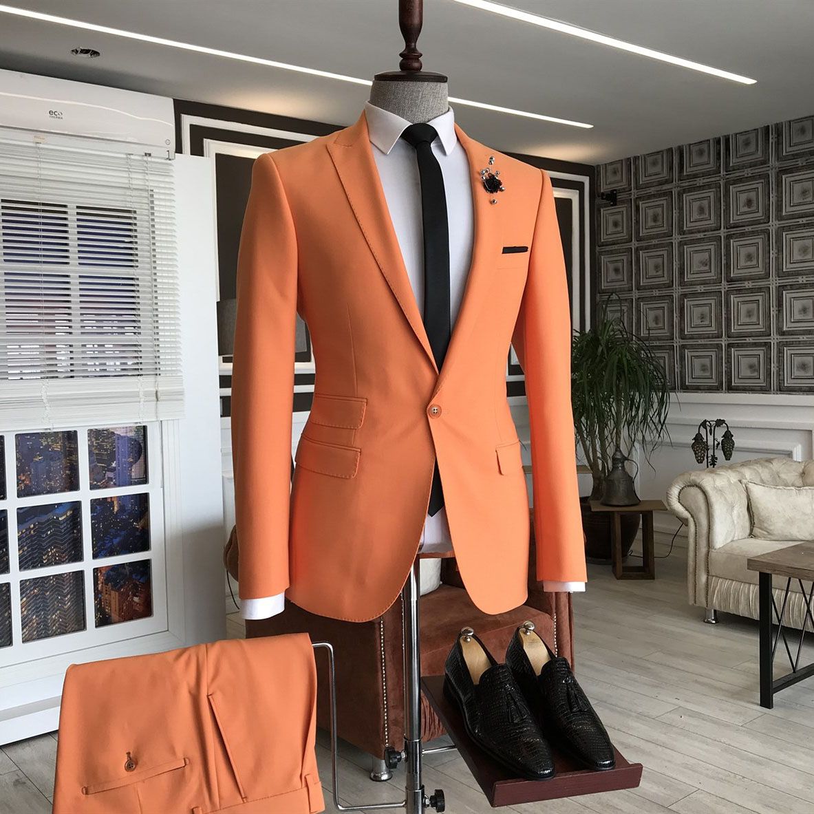 Otis Orange Point Lapel 3 Flap Slim Fit Prom Men Suit