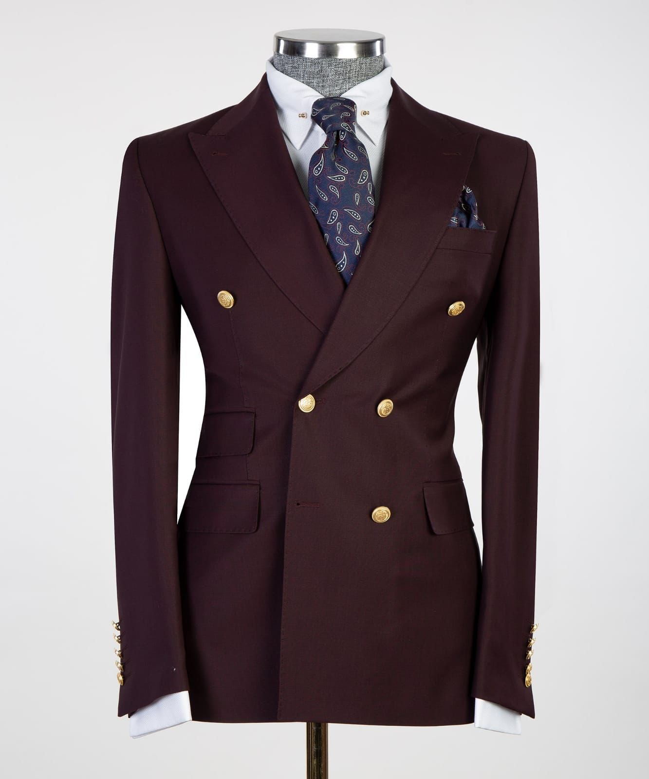 Fashionable Pointed Lapel Burgundy Double-Breasted Suit